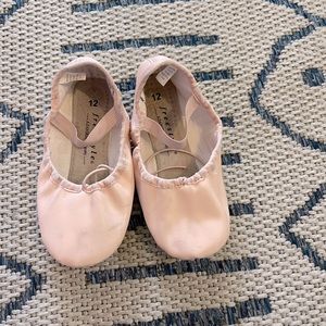 Danskin Freestyle Ballet Shoes Girls 12